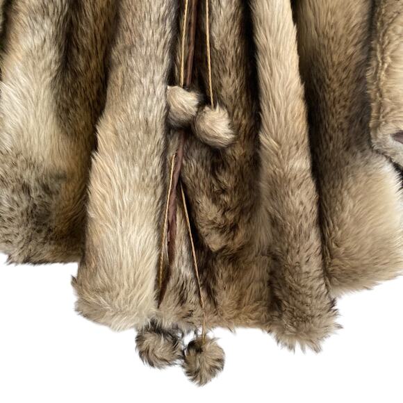 Vintage Faux Fur Gray White Shawl Stole Tie Front Classy Chic Holiday One Size - Picture 9 of 16